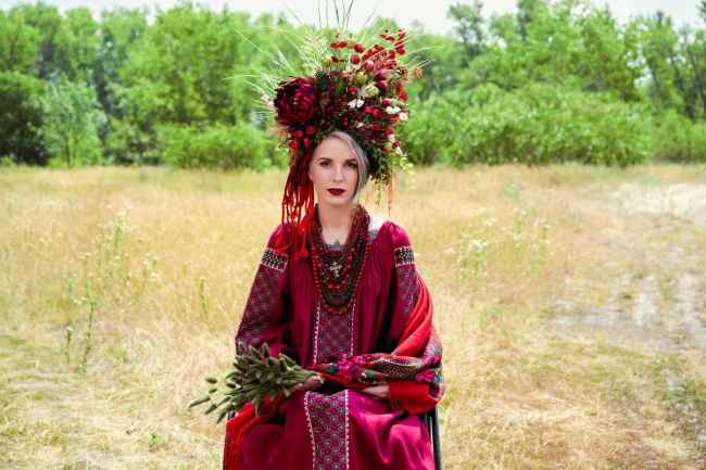 "До мурашек": Яна Зинкевич покорила украинцев патриотичной фотосессией