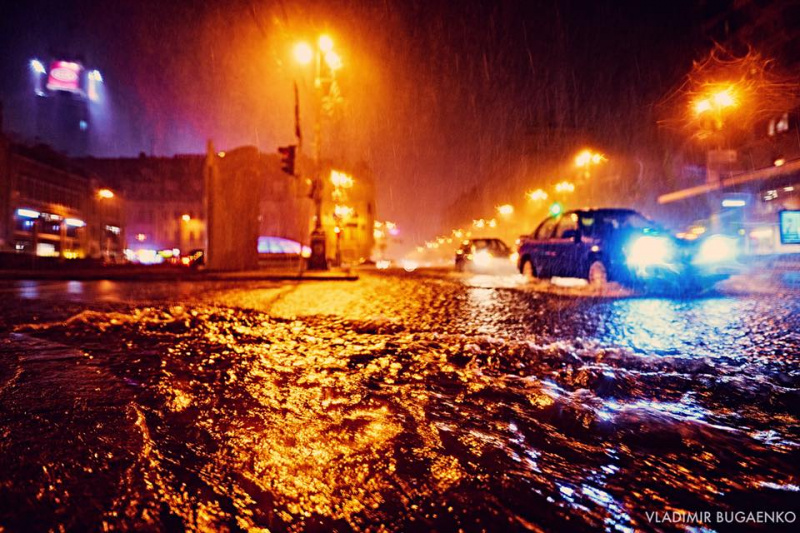 &quot;Украина - морская держава&quot;: появились яркие кадры ночного потопа в Киеве (фото, видео)