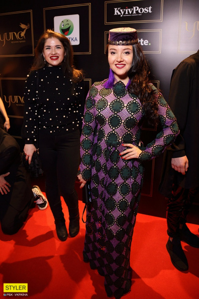 YUNA 2018: фоторепортаж с красной дорожки музыкальной премии