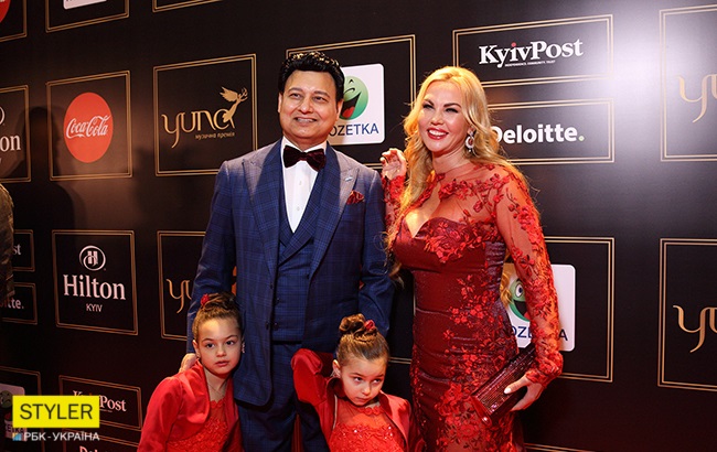 YUNA 2018: фоторепортаж с красной дорожки музыкальной премии