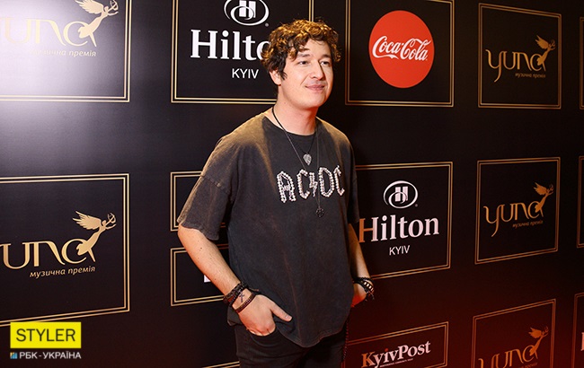 YUNA 2018: фоторепортаж с красной дорожки музыкальной премии