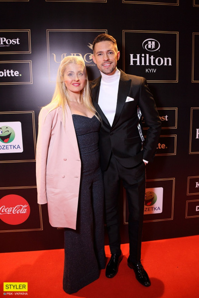 YUNA 2018: фоторепортаж с красной дорожки музыкальной премии