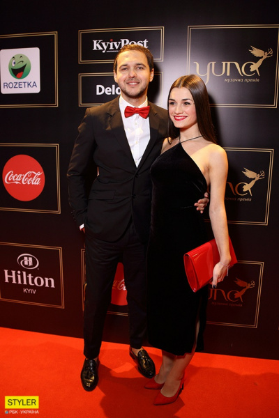 YUNA 2018: фоторепортаж с красной дорожки музыкальной премии