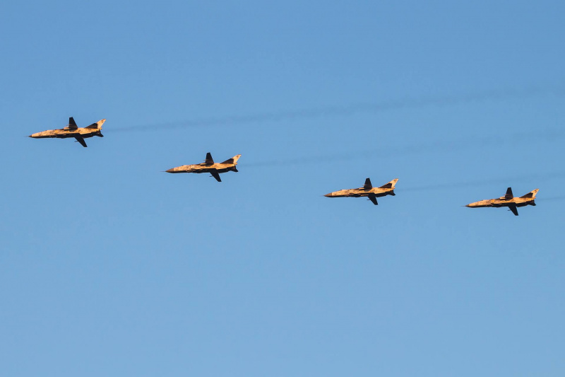 "Все стояли разинув рот": в сети показали красочные фото самолетов с репетиции парада