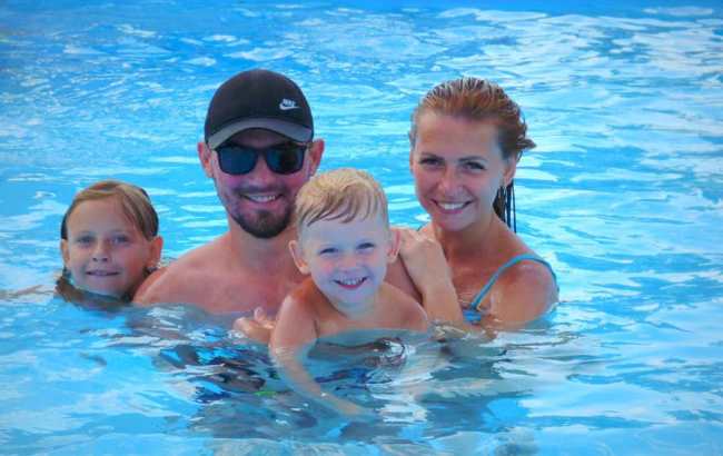 В Крыму пропала семья из Днепра: появилась новая информация (фото)