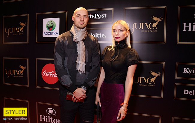 YUNA 2018: фоторепортаж с красной дорожки музыкальной премии