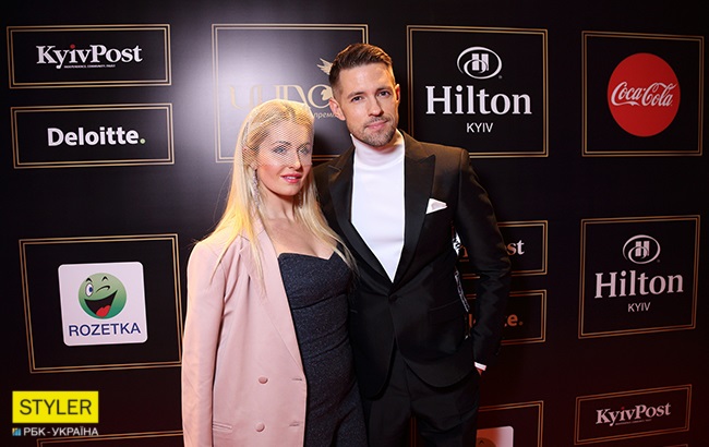 YUNA 2018: фоторепортаж с красной дорожки музыкальной премии