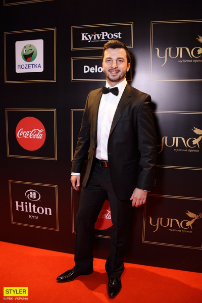 YUNA 2018: фоторепортаж с красной дорожки музыкальной премии