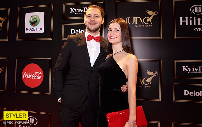 YUNA 2018: фоторепортаж с красной дорожки музыкальной премии