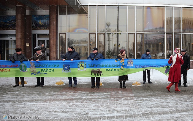 День Соборності: у Києві розгорнули найдовший прапор України (фоторепортаж)
