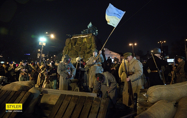Століття бою під Крутами: у Києві відбулася реконструкція легендарної битви (фоторепортаж)