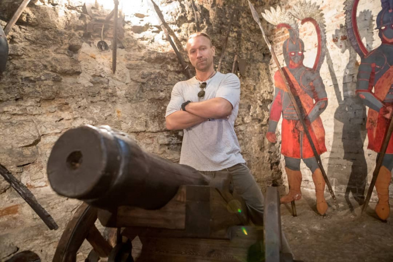 &quot;Благородный лорд&quot;: Олег Винник похвастался снимками из Дубенского замка