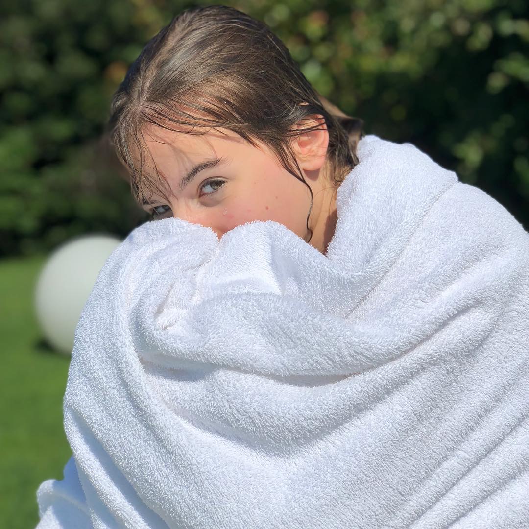 "Танцевать с любимой - это и есть счастье": Алан Бадоев поделился в сети трогательным видео