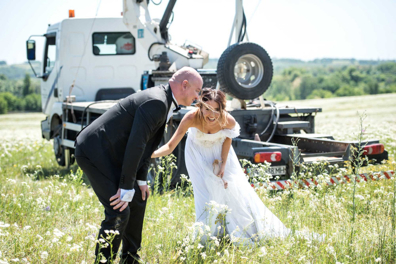 Зеленський отримав з десяток ляпасів від Дорофєєвої: з'явився тизер фільму (відео)