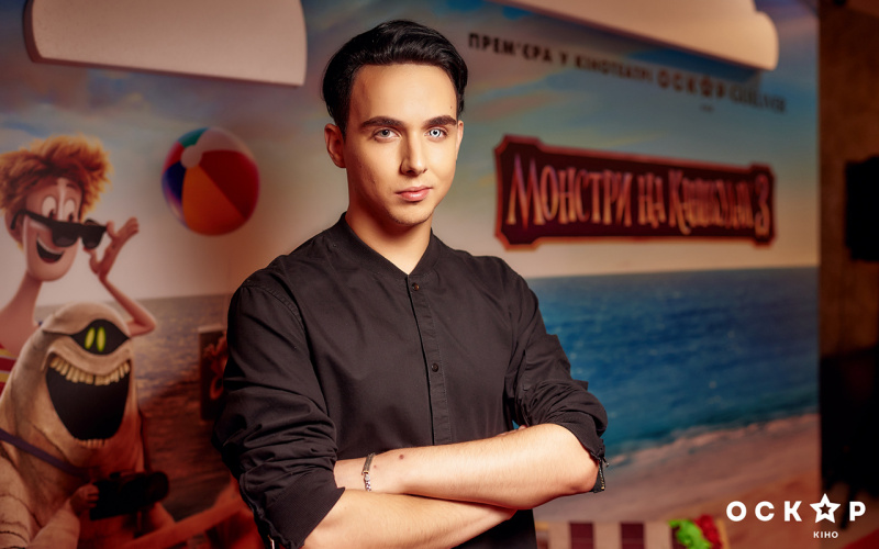 Леся Нікітюк і MELOVIN побували на прем'єрі &quot;Монстри на канікулах 3&quot; (фото)