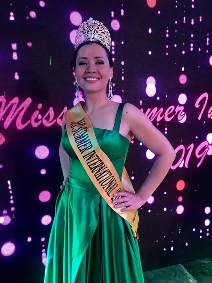 Украинка стала новой Miss Summer International: яркие фото победительницы
