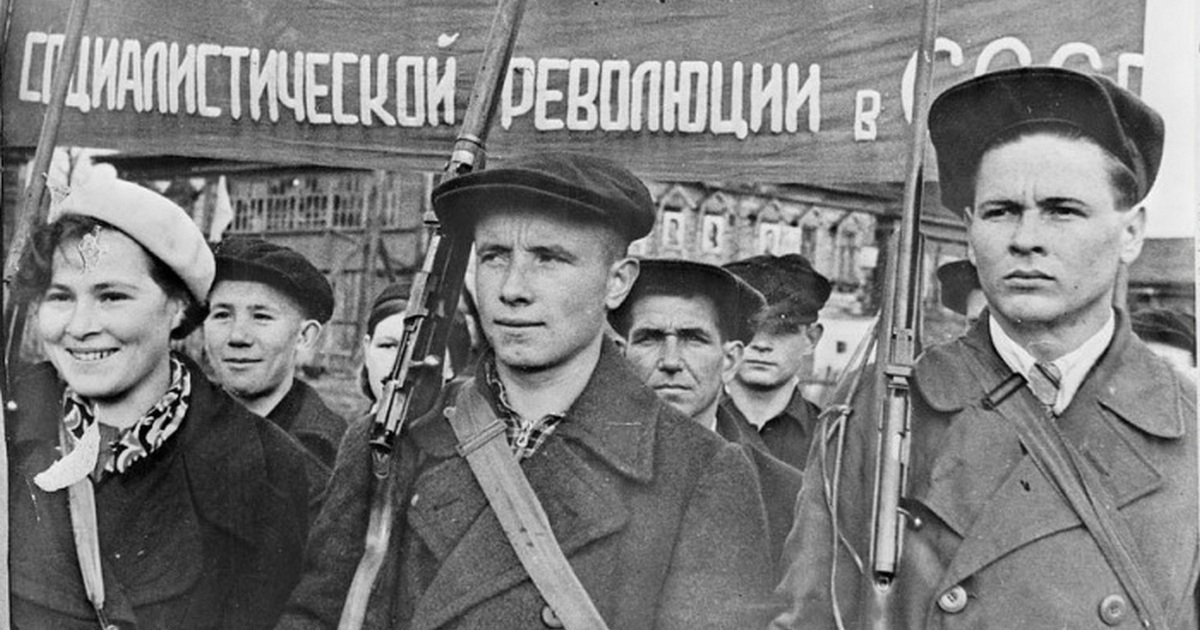 Появились пугающие фото из СССР, показывающие обозленного советского человека