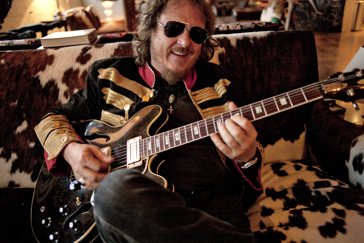 В Киев приедет друг Стинга, Джо Кокера и Лучано Паваротти