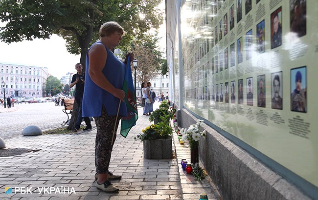 У Києві пройшла акція пам'яті жертв катастрофи літака ІЛ-76 (фоторепортаж)