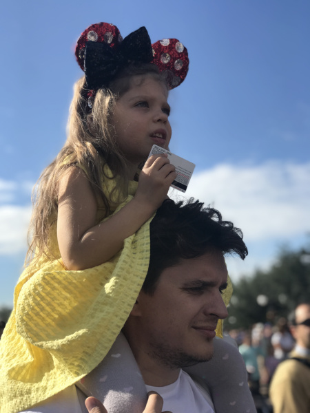 "Їв крокодилів і годував акул": як відомий український ведучий подорожував по Америці