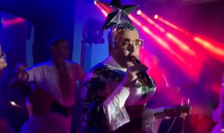 &quot;Личное приглашение&quot;: менеджер Данилко объяснил выступление Сердючки в России