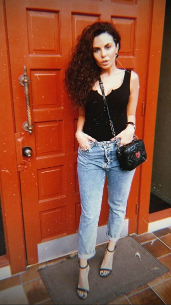 Настя Каменских показала "голые" снимки с отдыха в Калифорнии (фото)