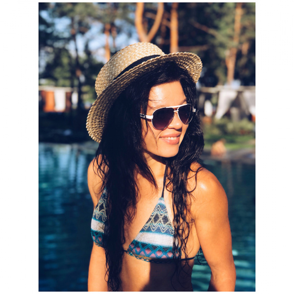 "Неймовірна": Руслана Лижичко похвалилася підтягнутим тілом