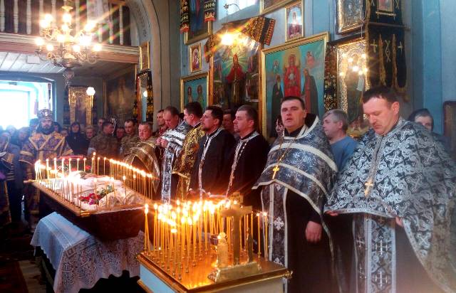 "Осиротела не только жена": в Тернопольской области попрощались с погибшим бойцом АТО