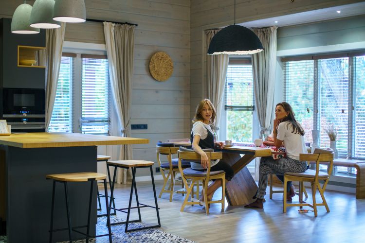 Актриса "Квартала 95" показала свой шикарный дом в Киеве