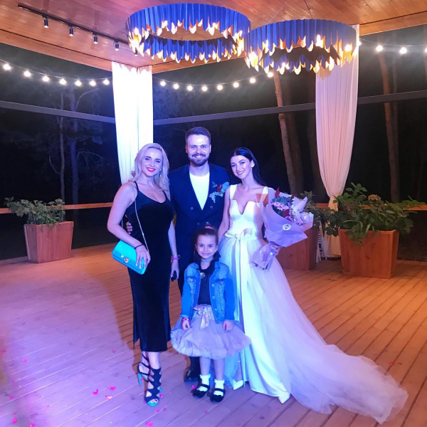 "Лучший день в моей жизни": известный украинский телеведущий женился (фото)