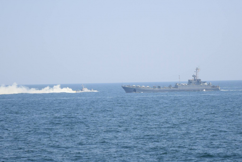 Украинские военные проводят учения по защите Черноморского побережья: появились впечатляющие фото