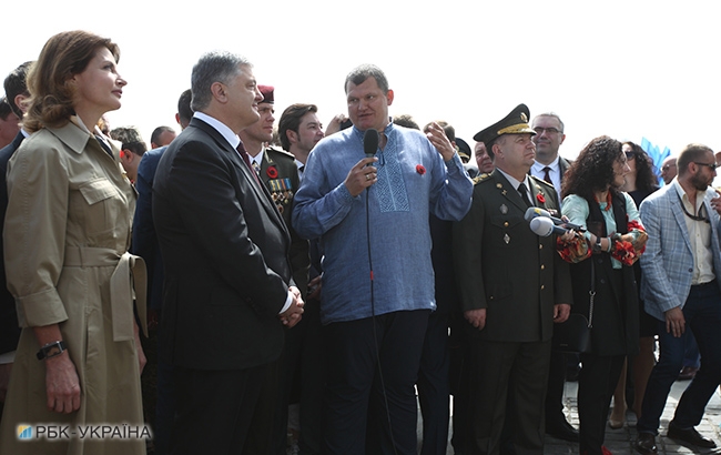 День пам'яті та примирення: у Києві відкрили фотовиставку "Герої" (фоторепортаж)