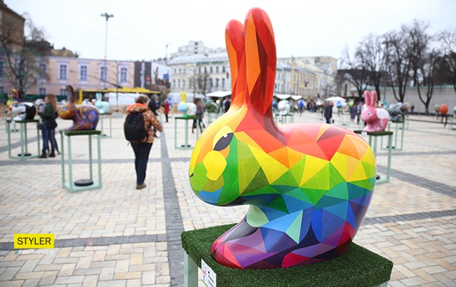 У Києві відкрився фестиваль писанок: яскравий фоторепортаж