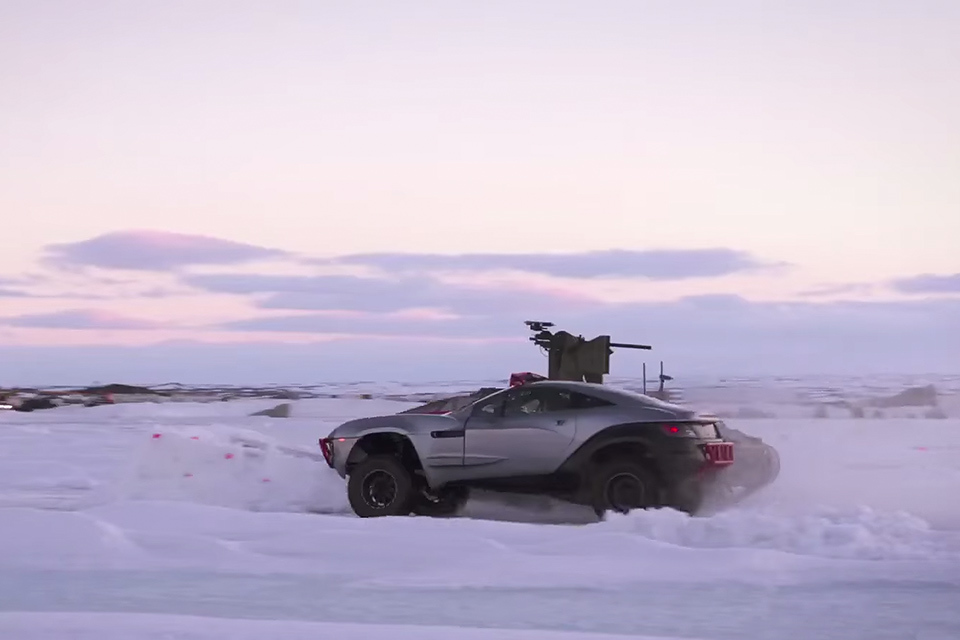 Голливудские "кулибины" построили дюжину эффектных машин для блокбастеров 2016-2017