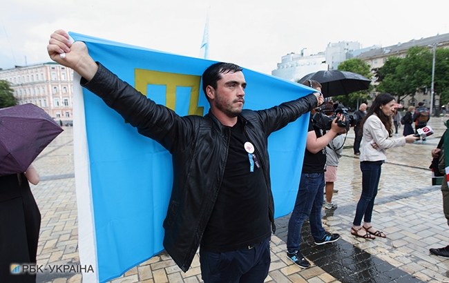 У Києві пройшов Вечір-реквієм пам'яті жертв депортації кримських татар (фоторепортаж)