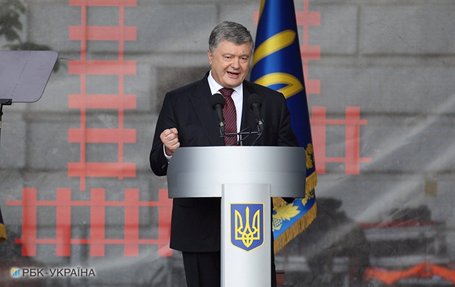 У Києві пройшов Вечір-реквієм пам'яті жертв депортації кримських татар (фоторепортаж)