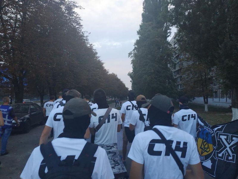 &quot;Відвідали кілька &quot;наливайок&quot;: подробиці антиалкогольної акції в Києві (фото)