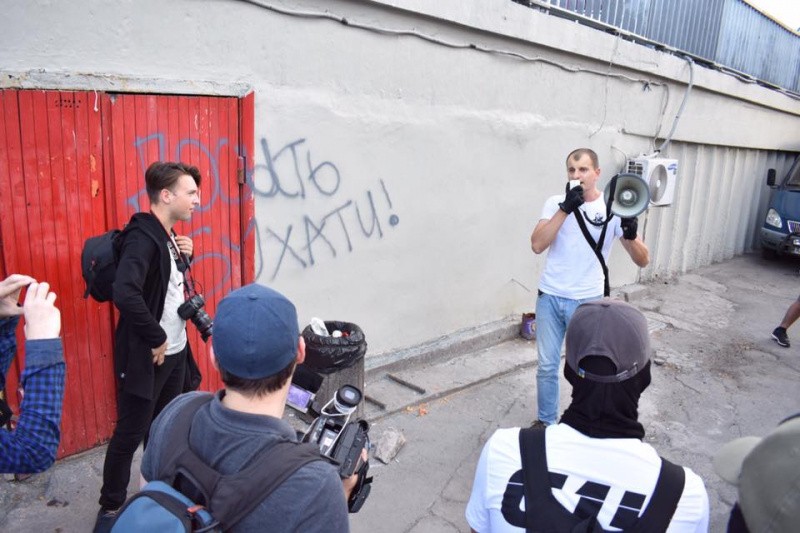 &quot;Відвідали кілька &quot;наливайок&quot;: подробиці антиалкогольної акції в Києві (фото)