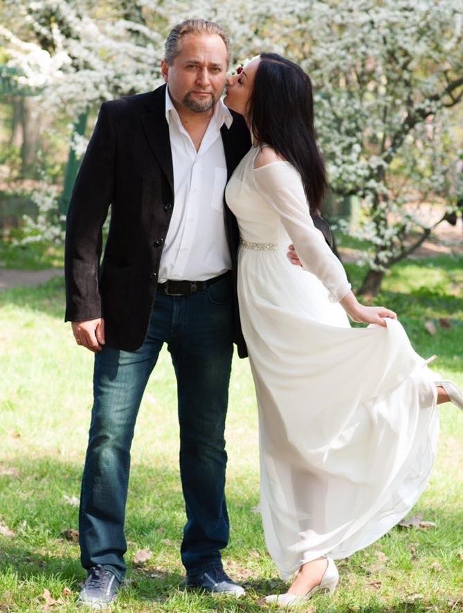 "Наша семья оказалась не готова": известный украинский музыкант просит помочь своей дочери