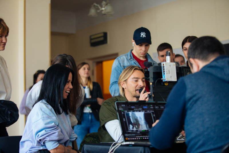 "Трішки вуду": як Бадоєв знімав кліп для Мішель Андраде (фото)