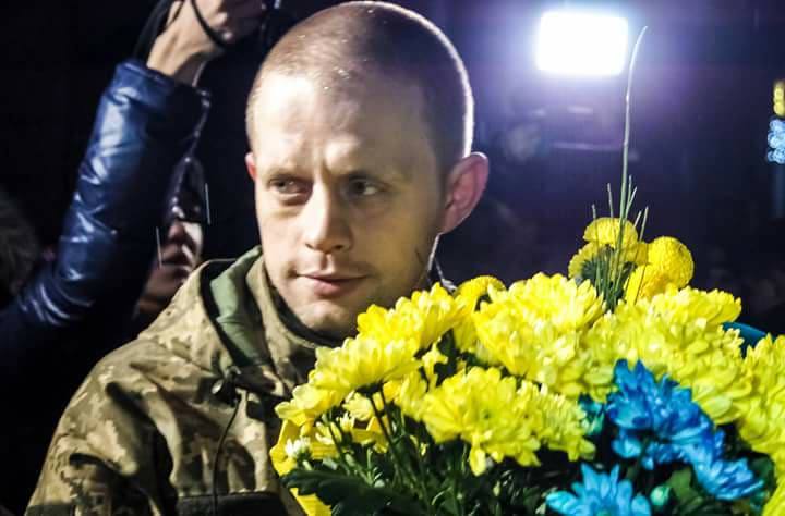 "Прошел ад войны и плен в Донецке": волонтеры просят средства на лечение героя АТО