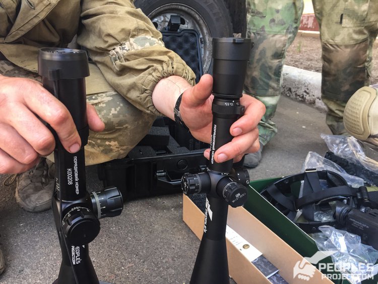 "Знали бы вы, как тепло на душе": волонтеры рассказали о поездке на передовую к морпехам