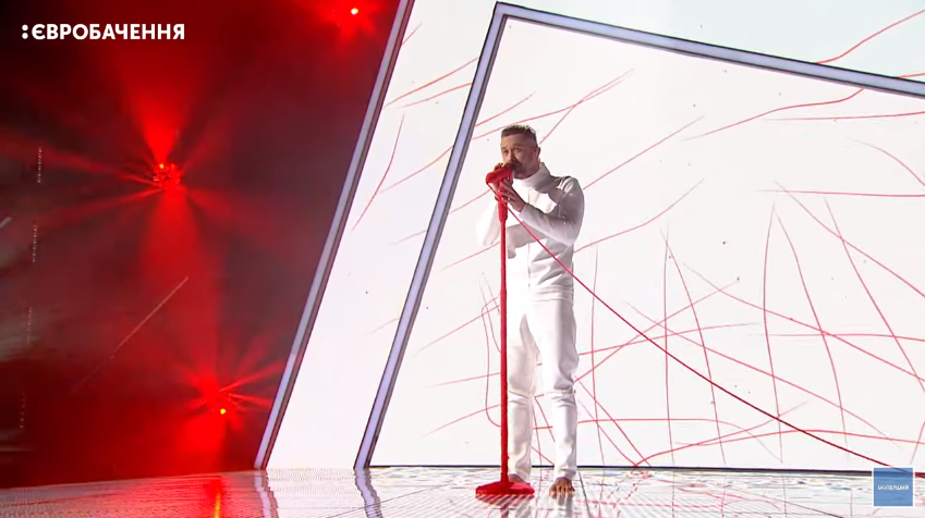 Сергей Бабкин на сцене Евровидения 