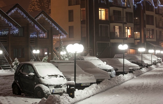 Снегопады в Украине: самые невероятные фото