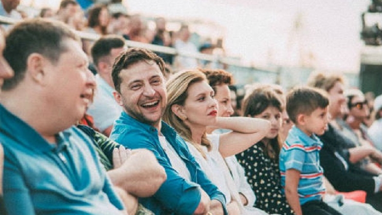 Зеленский с женой в Одессе: за чей счет летели супруги