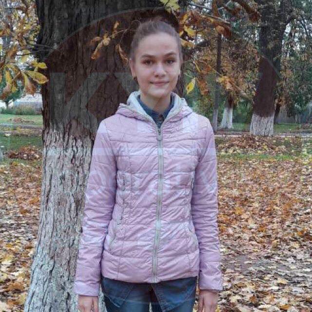 Помогите найти: под Киевом пропала несовершеннолетняя девочка