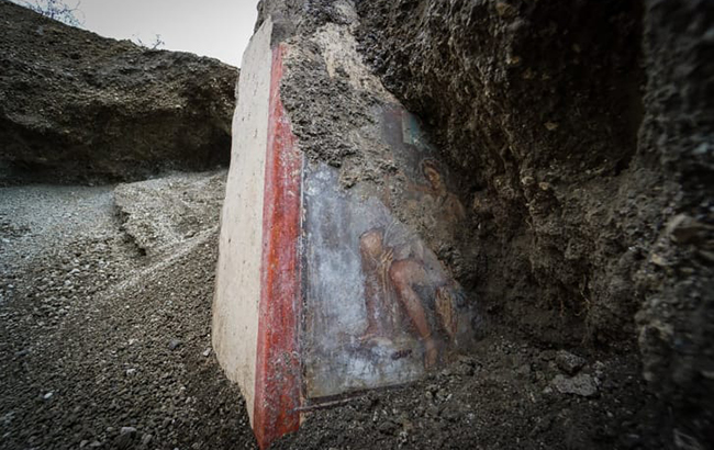 Археологи виявили незвичайну еротичну фреску