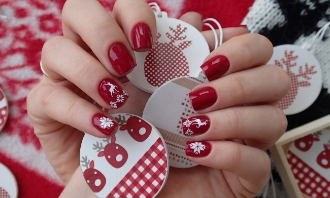 Маникюр на Новый год 2017: идеи дизайна с фото