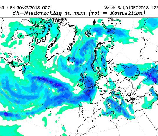 Украинцев предупредили о снегопаде и похолодании на выходных