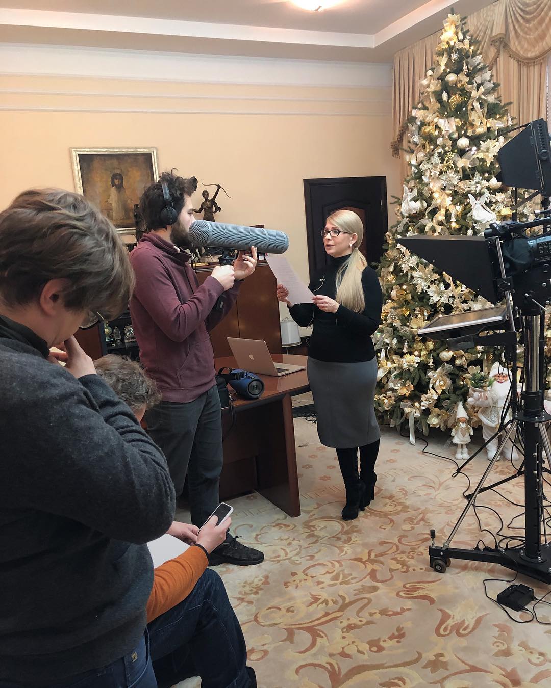 Дома с семьей или на Мальдивах: где народные депутаты будут праздновать Новый год